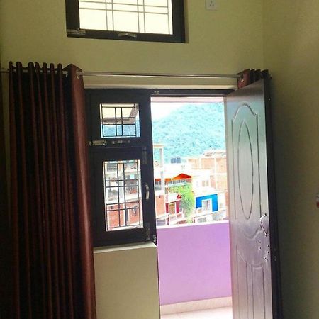 Rishikesh Adiyogi Hotel Ngoại thất bức ảnh