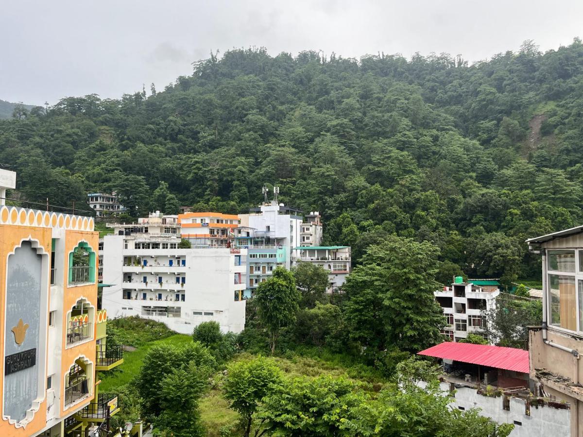 Rishikesh Adiyogi Hotel Ngoại thất bức ảnh